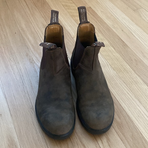 Blundstone #585 Rustic Brown Boots - Picture 2 of 4